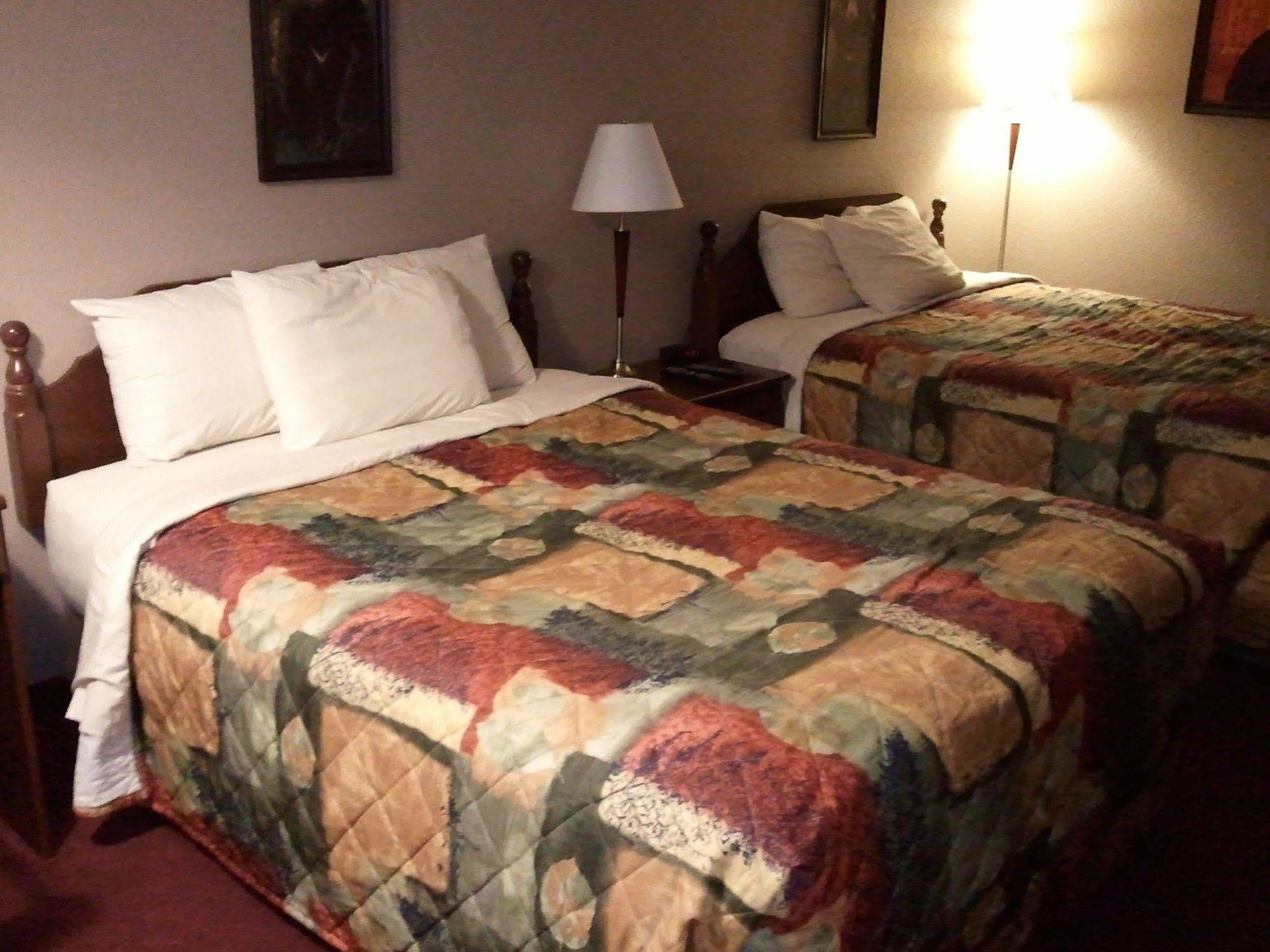 Totem Hotel And Suites Валдес Екстериор снимка